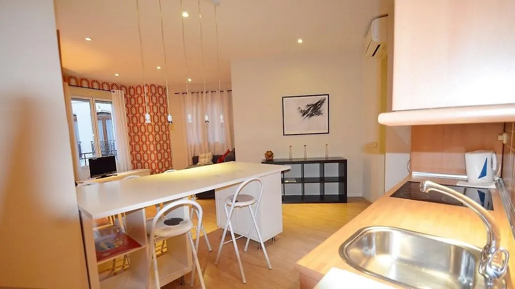 Gustave 4* París