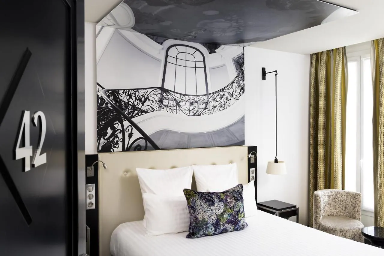 Hotell Gustave 4*