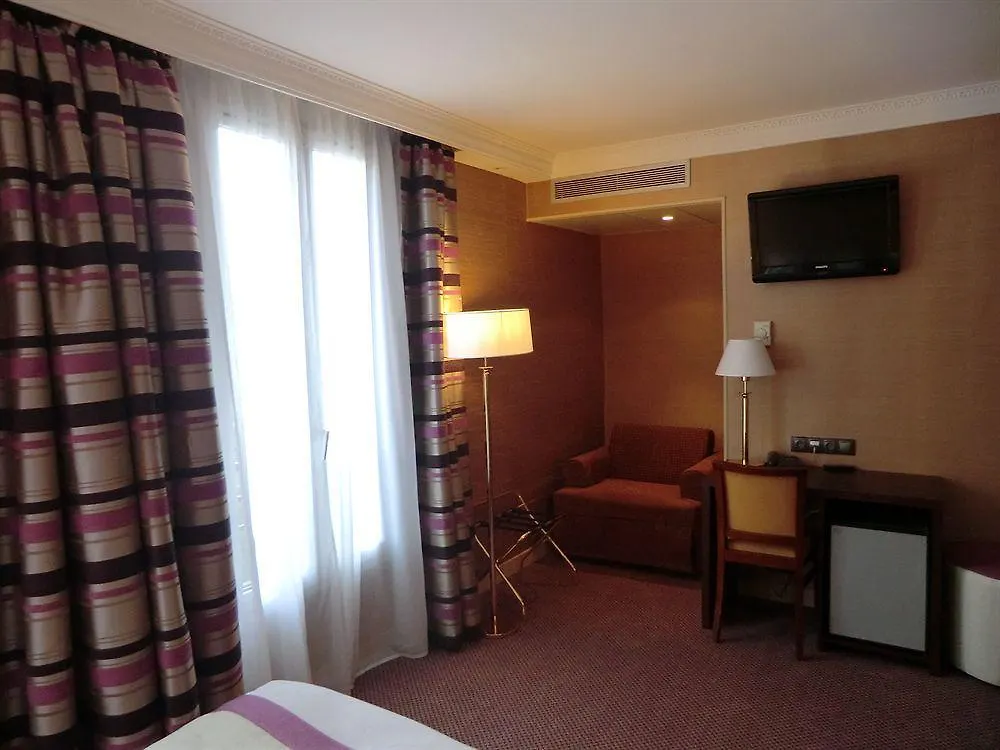 Hotell Gustave 4*